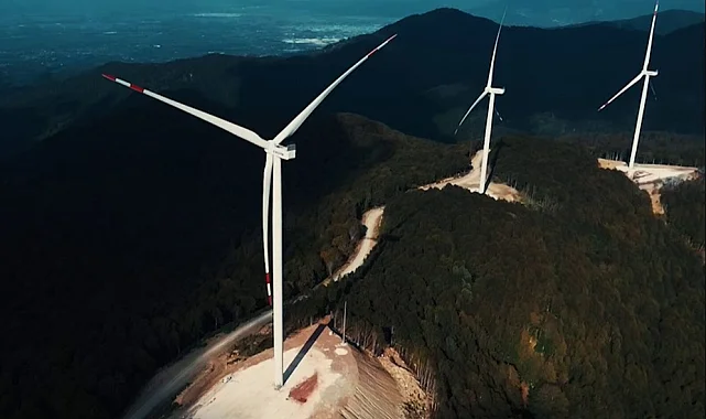 Türkiye yenilenebilir enerjide büyük adım attı... Rüzgar ve güneş yüzde 30'u aştı