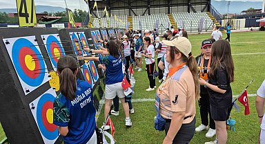 Türkiye'nin okçuları Düzce'de bir araya geldi