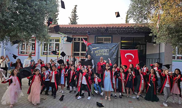 Umurlu Atatürk İlkokulu'nda mezuniyet heyecanı