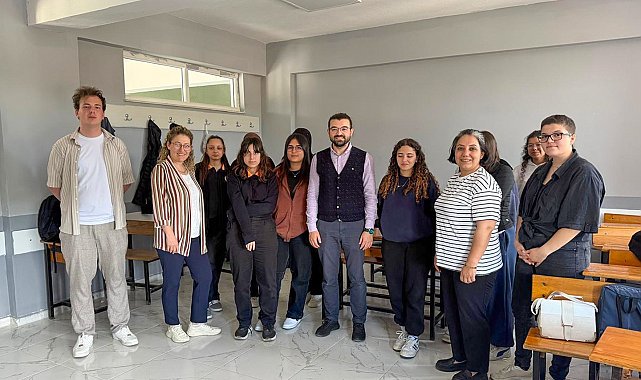 Üniversite adayları Kaynarca S.S. MYO'yu tanıdı