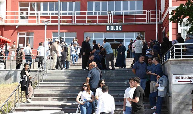 Üniversite sınavı için öğrenciler TYT'de ter döktü
