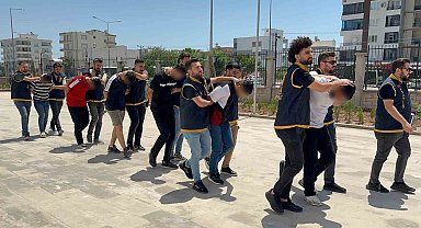 Ünlü sanatçının oğlunu öldürdüğü iddia edilen 6 şüpheli adliyeye sevk edildi