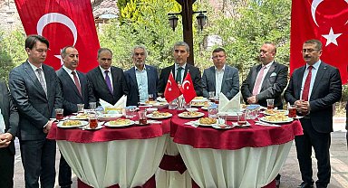 Uşak protokolü bayramlaşma töreninde buluştu