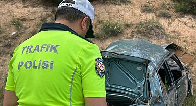 Uşak'ta iki araç çarpıştı: 1'i ağır 7 yaralı