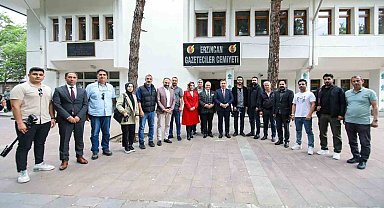 Vali Aydoğdu, EGC'de gazetecilerle bir araya geldi