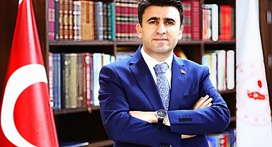 Vali Aygöl, tebrik çiçeklerini şehit ailelerine gönderdi