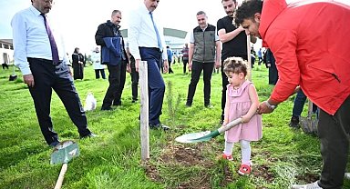 Vali Çiftçi'den çevre mesajı