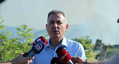 Vali Elban'dan Bornova yangını açıklaması: "Enerjisi düşmüş durumda"