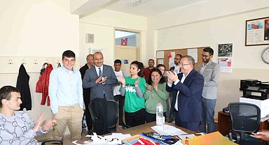 Vali Polat, okul ziyaretlerine devam ediyor