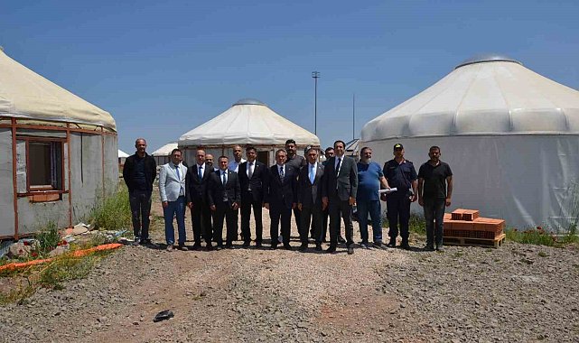 Vali Sözer, Obakent Tematik Gençlik Kampı'nda incelemelerde bulundu