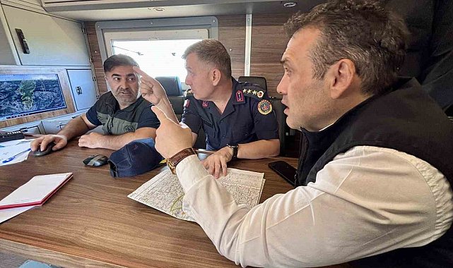 Vali Sözer, yangın bölgesinde inceleme yaptı