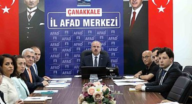 Valilikten Ayvacık depremleri sonrası değerlendirme toplantısı