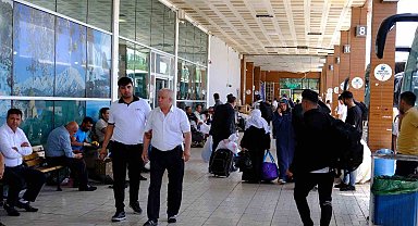 Van'daki İranlılar: "Biz harp var diye kaçmıyoruz"