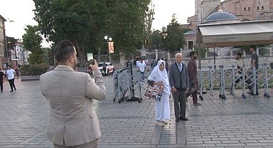 Vatandaşlar Kurban Bayramı namazını Ayasofya'da kıldı