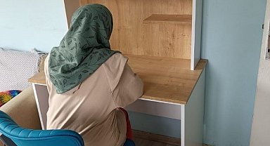 Vezirköprü SYDV'den eğitimde fırsat eşitliğine katkı: "Evimizin sıcak köşesinde her masa, bir sınıf"