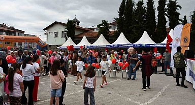 Vezirköprü'de çocuklar şenlikte buluştu