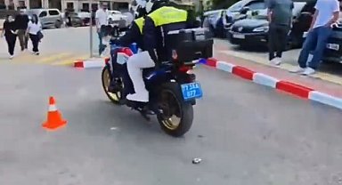 Yalova'da kimliğini unutan öğrencinin imdadına motosikletli jandarma yetişti