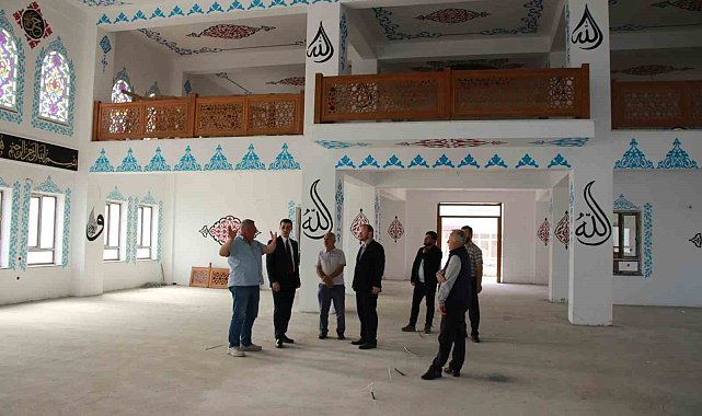 Yapımı devam eden camide son rötuşlar