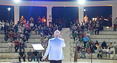 Yaz etkinliklerinde, TSM sanatçısı Abdullah Ercan sahne aldı