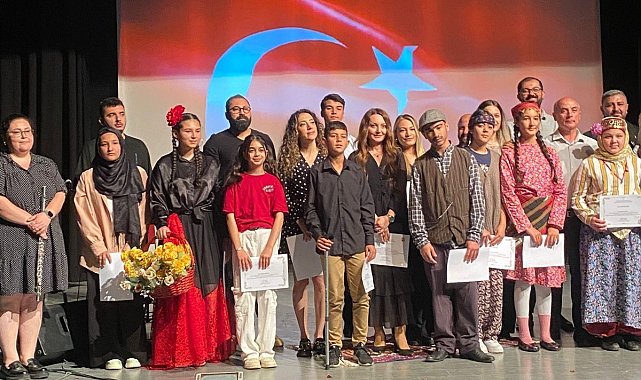 Yerel ağızla okunan şiirler beğeni topladı