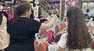 Yetim, öksüz ve yoksul çocuklar bayramlık sevinci yaşadı