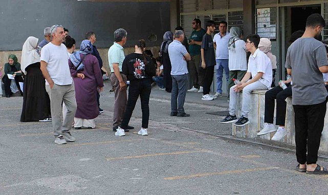 YKS maratonu ilk oturumu TYT ile başladı