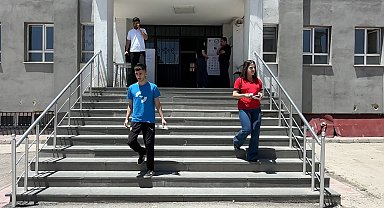 Yüksekova'da YKS'nin ikinci oturumu sona erdi