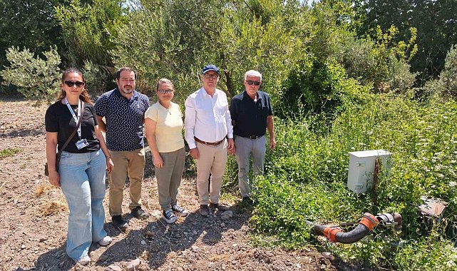 Yunusemre Belediyesi, çiftçilerin sulama sorunlarını çözüyor