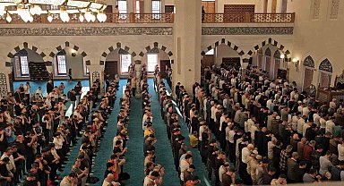 Zonguldak'ta bayram namazı kılındı