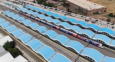 100 bin yolcu taşıyacak olan 15 Temmuz Demokrasi ve Milli Birlik Treni Eskişehir'de