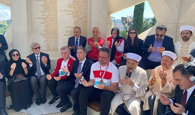 15 Temmuz Şehitler Anıtı'nda anma töreni gerçekleştirildi