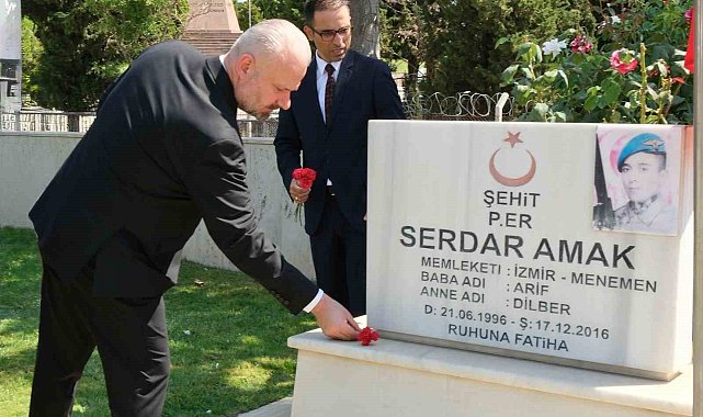 15 Temmuz şehitleri Menemen'de törenle anıldı