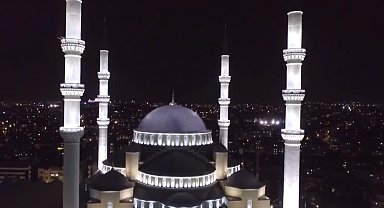 15 Temmuz'un 9. yılında 90 bin camide sela yankılandı