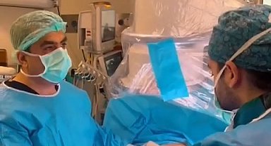 2 yaşındaki bebeğin böbreğindeki taş kapalı yöntemle alındı