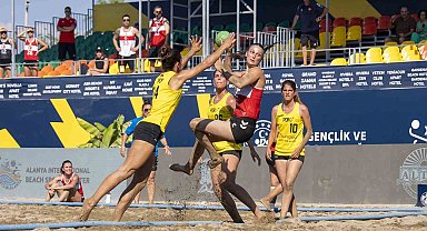2025 Avrupa Plaj Hentbol Şampiyonası'nda ilk gün maçları tamamlandı