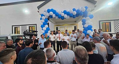 'Ailen Yılı'na destek için düğün salonunu ücretsiz yaptılar