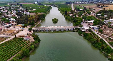 'Misis Köprüsü' 1700 yıldır ayakta ama bakımsızlıktan turizme kazandırılamıyor