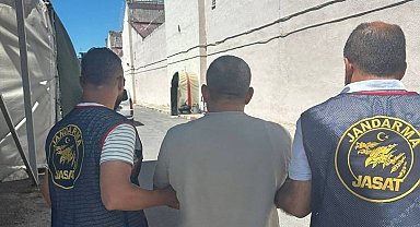 41 yıl kesinleşmiş hapis cezası ile aranan şahıs Mersin'de yakalandı