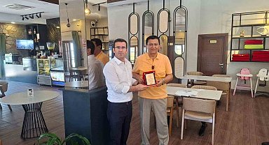 43 yıllık müdüre veda