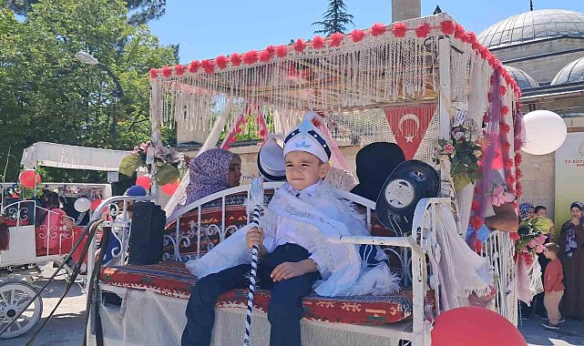 529 yıllık sünnet geleneği Karaman'da yaşatıldı