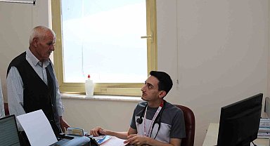 78 yaşındaki kadına kalıcı kalp pili takıldı