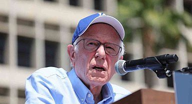 ABD'li Senatör Sanders: "ABD, İsrail'e daha fazla askeri yardım yapmamalı"