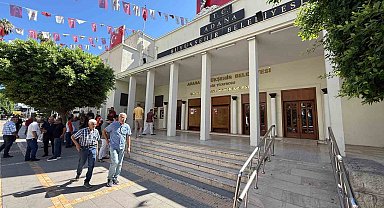 Adana Büyükşehir Belediyesi'nde arama tamamlandı