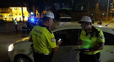 Adana'da alkol ve ışık donanımı uygulaması: 98 kişiye 596 bin 659 TL ceza