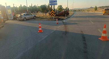Afyonkarahisar'da trafik kazası: 9 kişi yaralandı