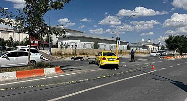 Ağrı'da trafik kazası: Karı koca hayatını kaybetti