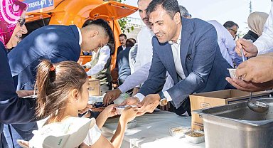 AK Parti Konya'dan aşure ikramı