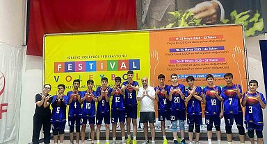 Akhisar'ın Efeleri sahada tarih yazdı