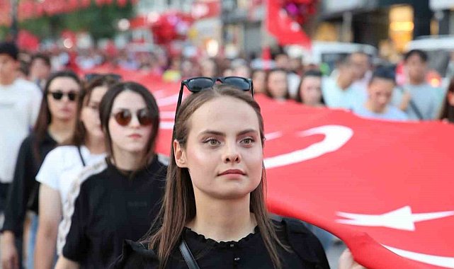 Aksaray'da 15 Temmuz hain darbe girişiminin yıldönümünde şehitler anıldı