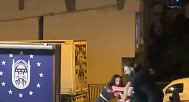 Alkollü kız ortalığı birbirine kattı